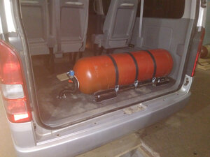 Примеры установки ГБО - Toyota Hiace (Изображение № 2)