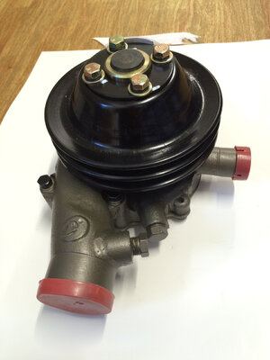 Насос водяной J3600-1307100