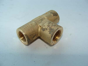 Тройник манометра М12x1