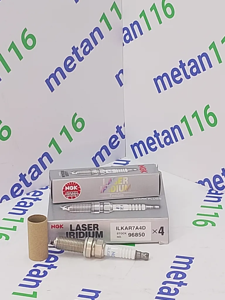 Свеча зажигания ILKAR7A4D LN100-3705002, Оригинал — изображение 1